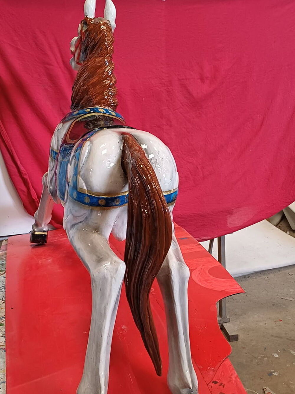 chevaux en bois de man&egrave;ge forain 