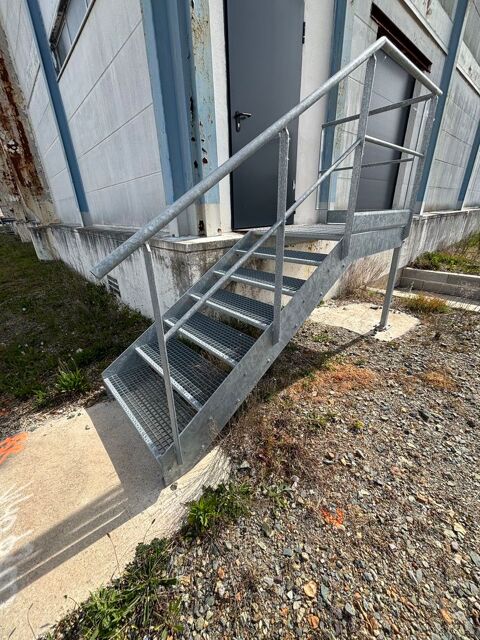 Escalier acier galvanisé Le Mans (72)