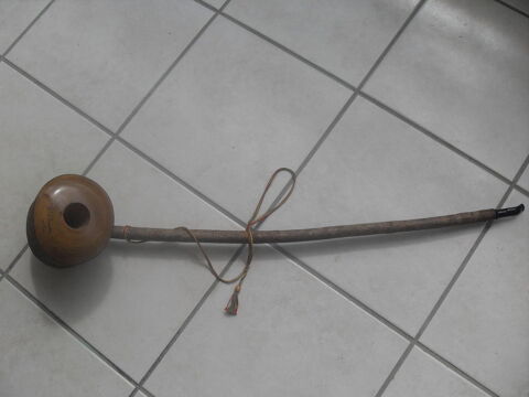 Pipe g�ante en bois 35 Saint-Germain-au-Mont-d'Or (69)