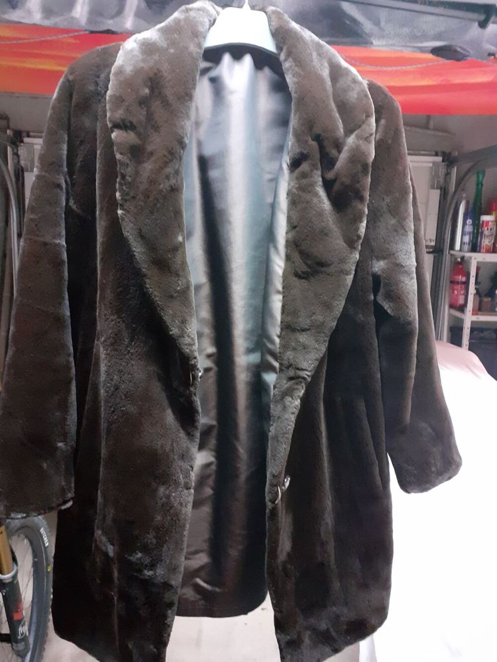 Manteau en vison sauvage de tr&egrave;s haute qualit&eacute; Vtements