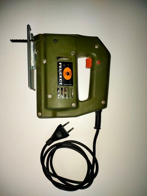 Scie-sauteuse Peugeot 13 Cr�teil (94)