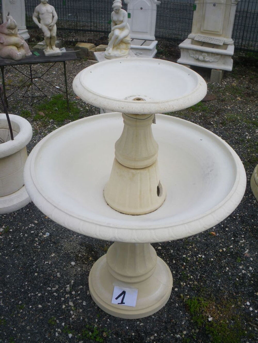 Fontaine en pierre reconstitu&eacute;e non g&eacute;live Décoration