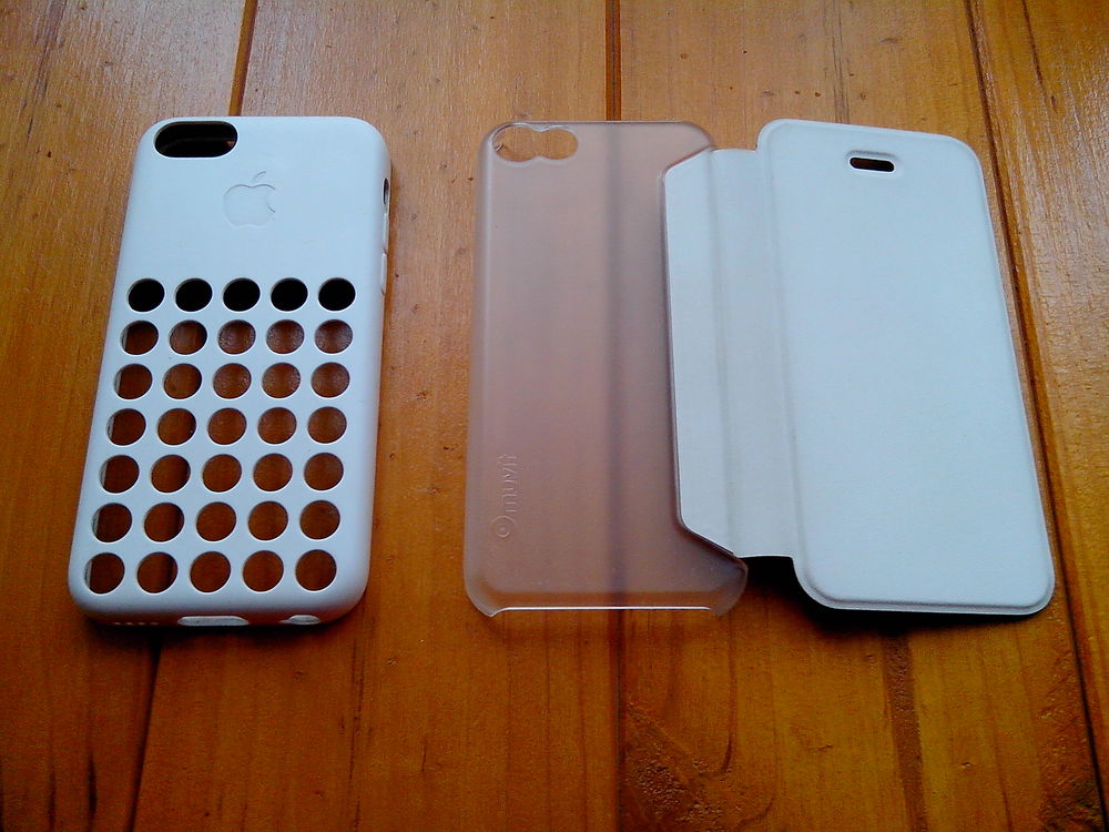 Paire de coques pour iphone 5S Téléphones et tablettes