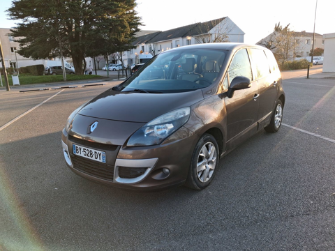 Renault scenic iii dCi 95 FAP eco2 Expression Euro 5 2011