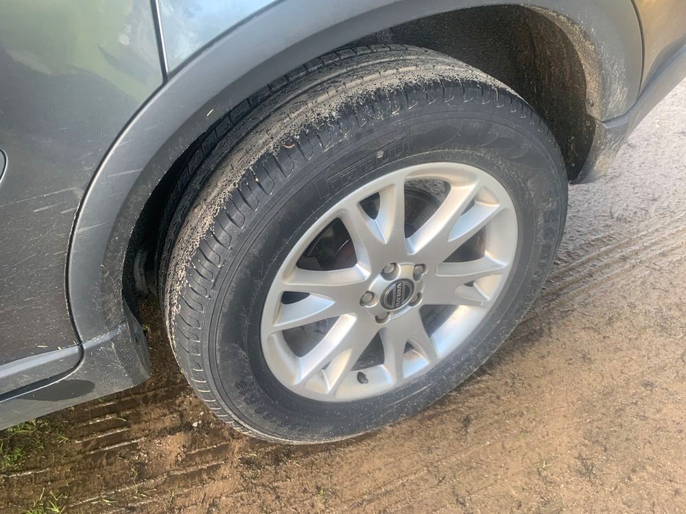 XC90 VOLVO D5 SUMMUM GEARTRONIC A 7PL  occasion 44320 Saint-P&egrave;re-en-Retz