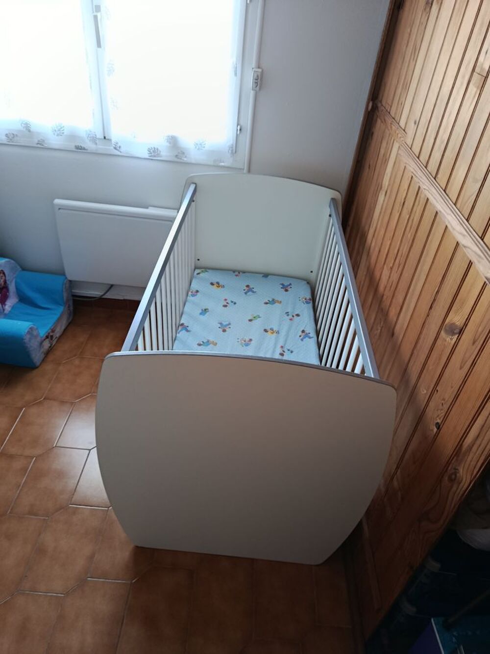 LIT ENFANT A BARREAUX Mobilier enfants
