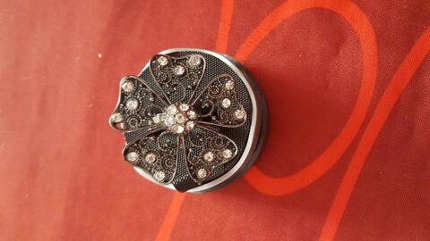 Bague vintage fleur r�glable stress blanc artisanale N� 1307 5 Beaune (21)