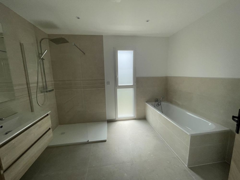à vendre  Maison Cormontreuil (51350)