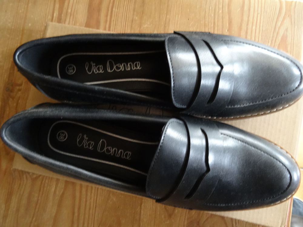 mocassin femme neuf poinyure 38 Chaussures