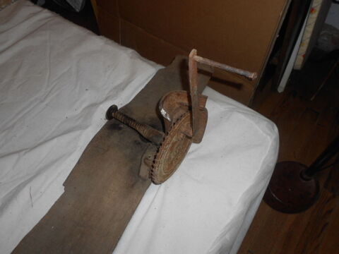 EGRAINEUSE A MAIS 49 Montauban (82)