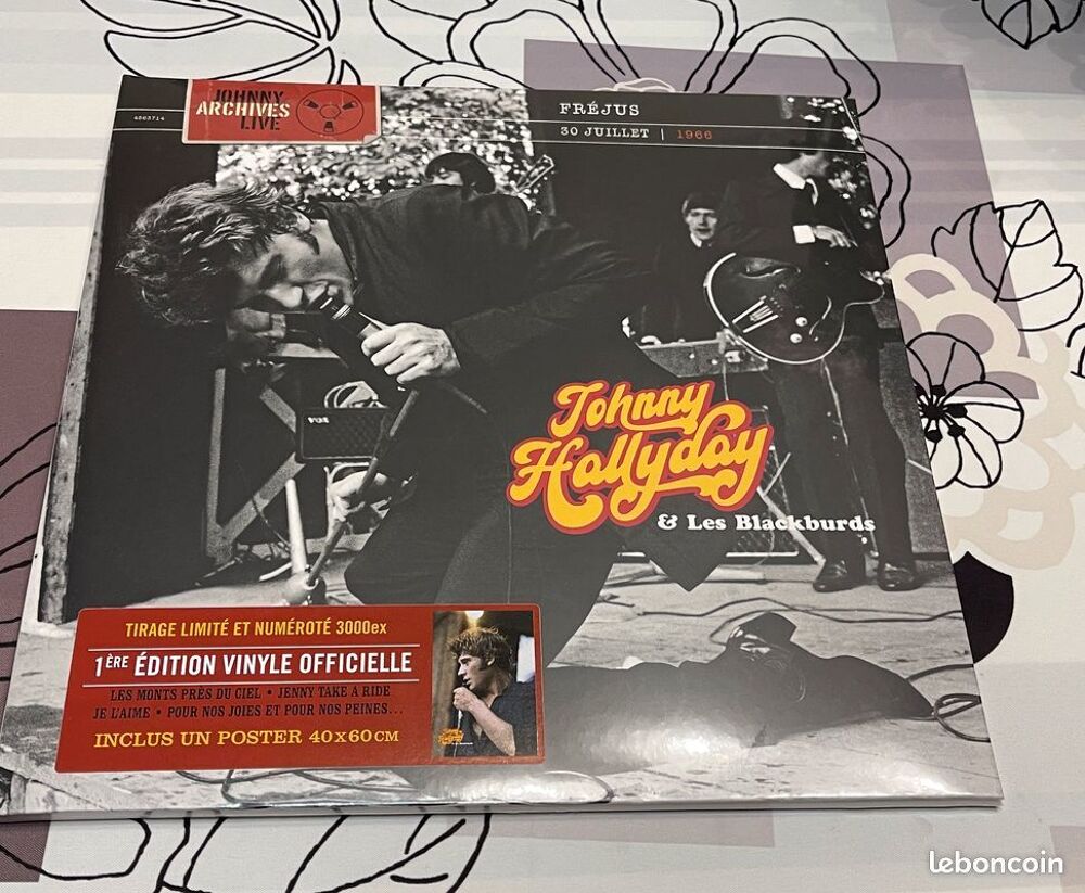 Johnny HALLYDAY 
Vinyle FREJUS 66 CD et vinyles