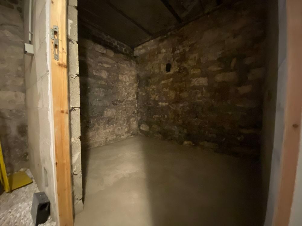 Location Autre Cave premium de 4 m2 - Paris 11e / métro Couronnes Paris 11