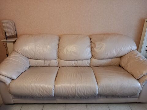 Canap� cuir 3 places 55 Replonges (01)