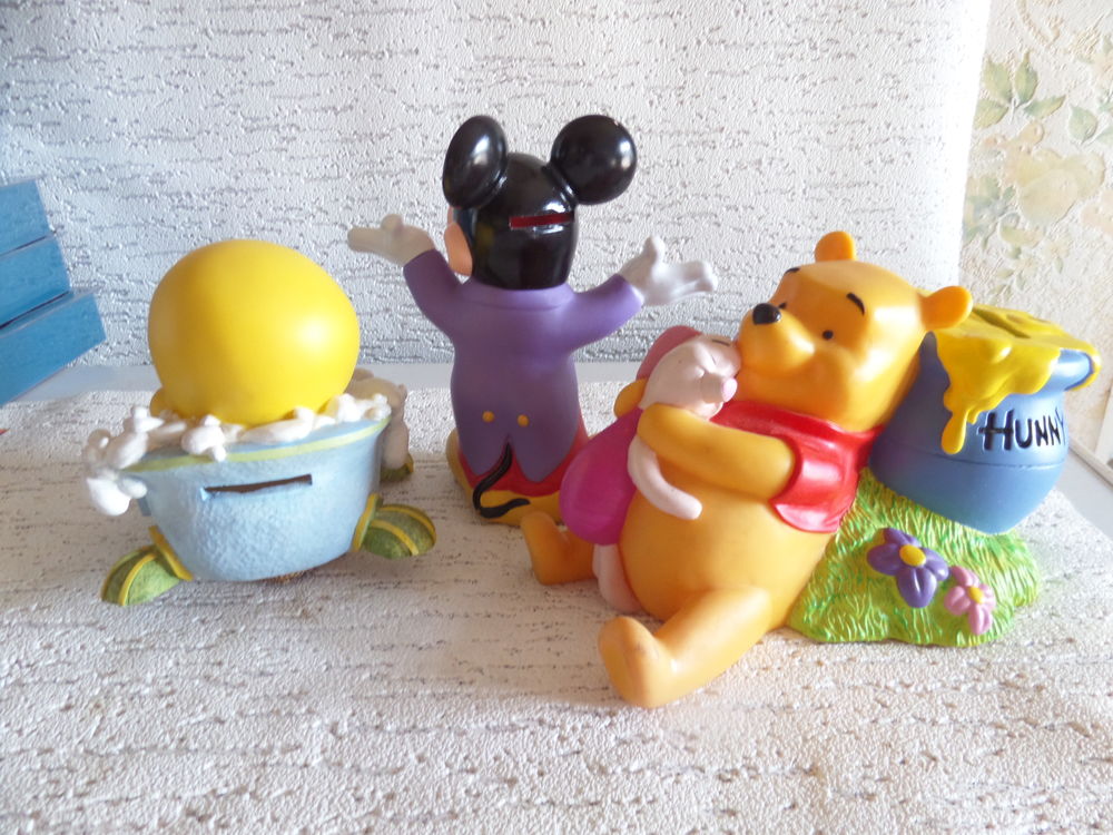 tirelire MICKEY TITI WINNIE L OURSON 