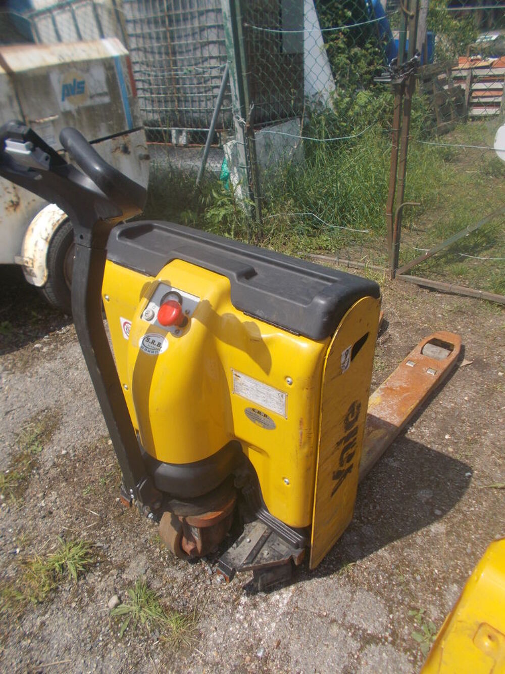 Yale Transpalette haute lev&eacute;e 2T MP20 et un mp 18 ac Bricolage