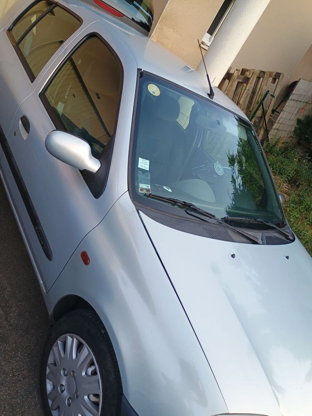 Clio II Clio 1.4i 16V Expression 2001 occasion 71510 Aluze