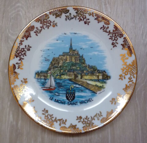 Assiette décorative du mont saint Michel 2 Poitiers (86)