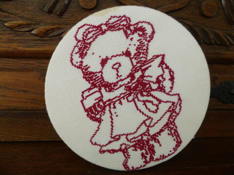 jolie bo�te ronde  fourre tout
l' Ourson 15 Roclincourt (62)