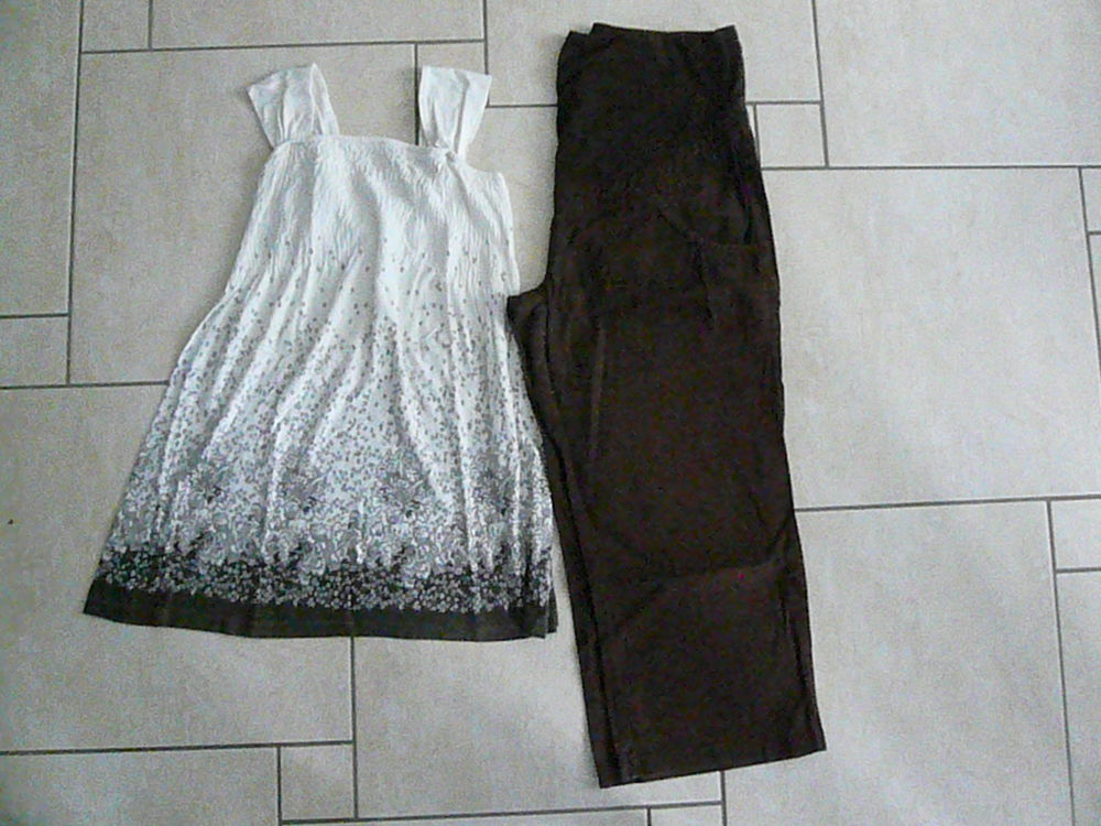 Lot de v&ecirc;tements de grossesse Taille 38/40 (n&deg;2) Vêtements