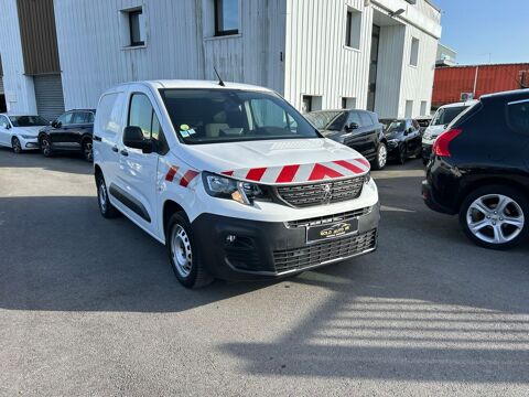 Peugeot Partner PARTNER FOURGON STANDARD 650 KG BLUEHDI 130 S&S EAT8 ASPHALT 2020 occasion Domont 95330