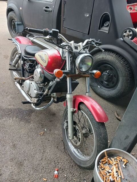 Moto HONDA 2001 occasion Les Milles 13290