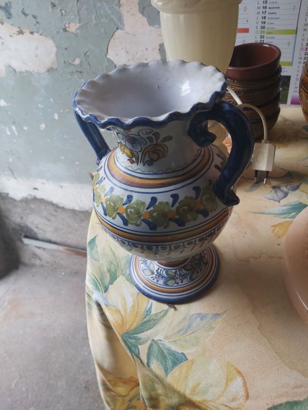 OBJETS / BIBELOTS / VAISSELLES / LAMPES etc pour MAISON Dcoration