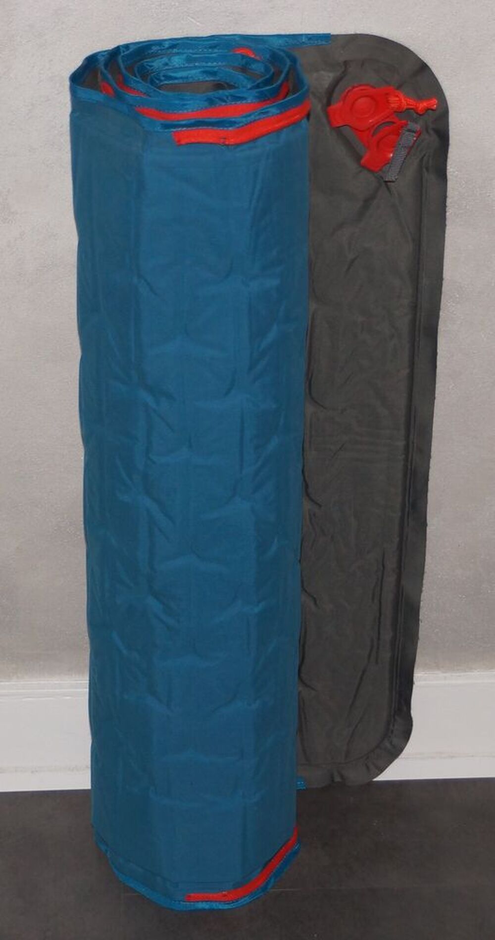 MATELAS AUTOGONFLANT CAMPING QUECHUA 1 PERSONNE Sports