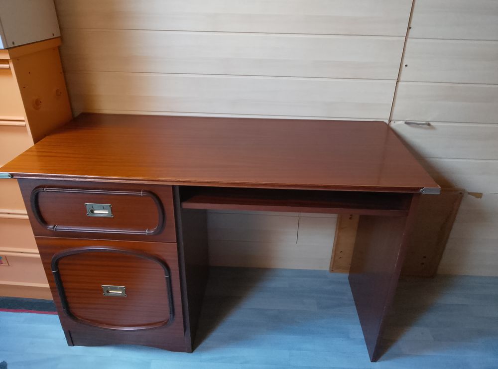 Bureau pour enfant de la marque Gauthier Meubles