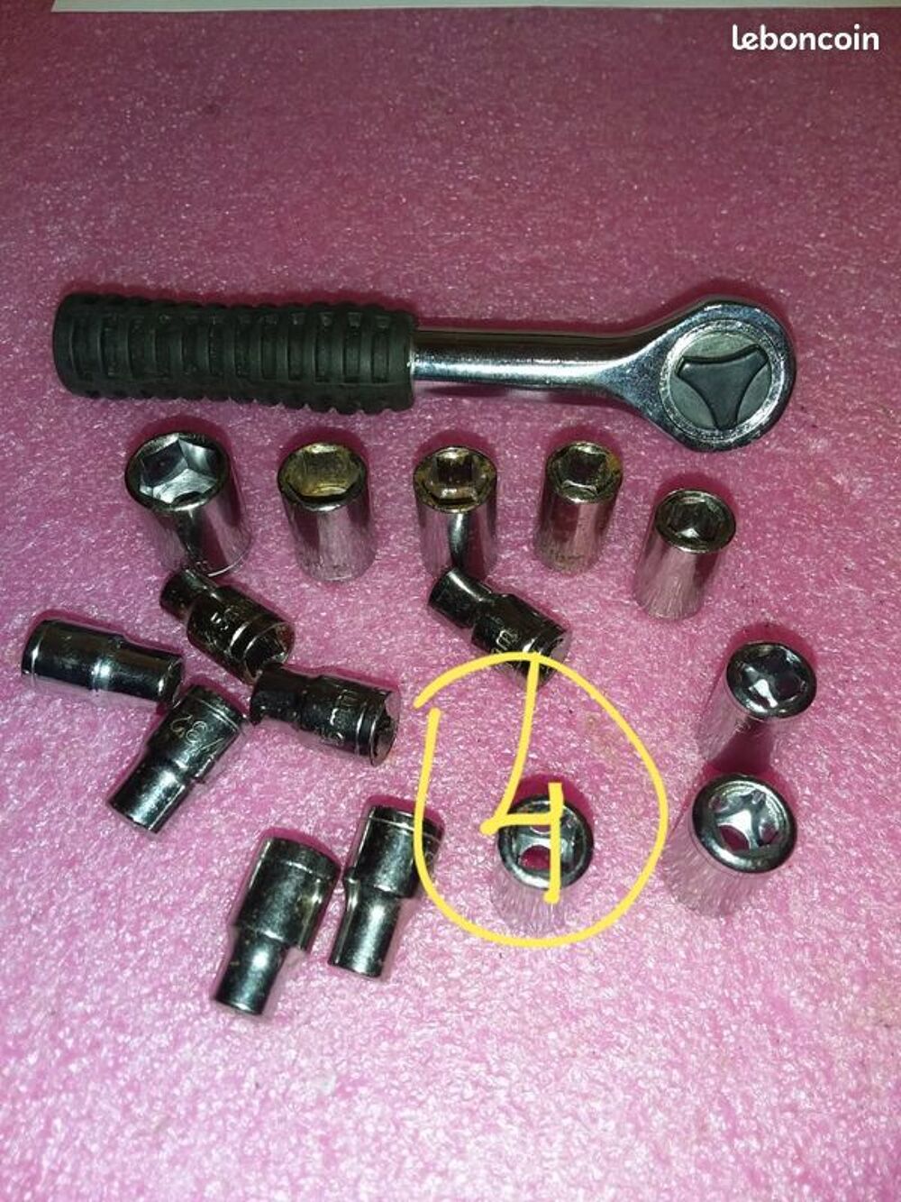 Lot outillage n&deg;4 voir photos Bricolage