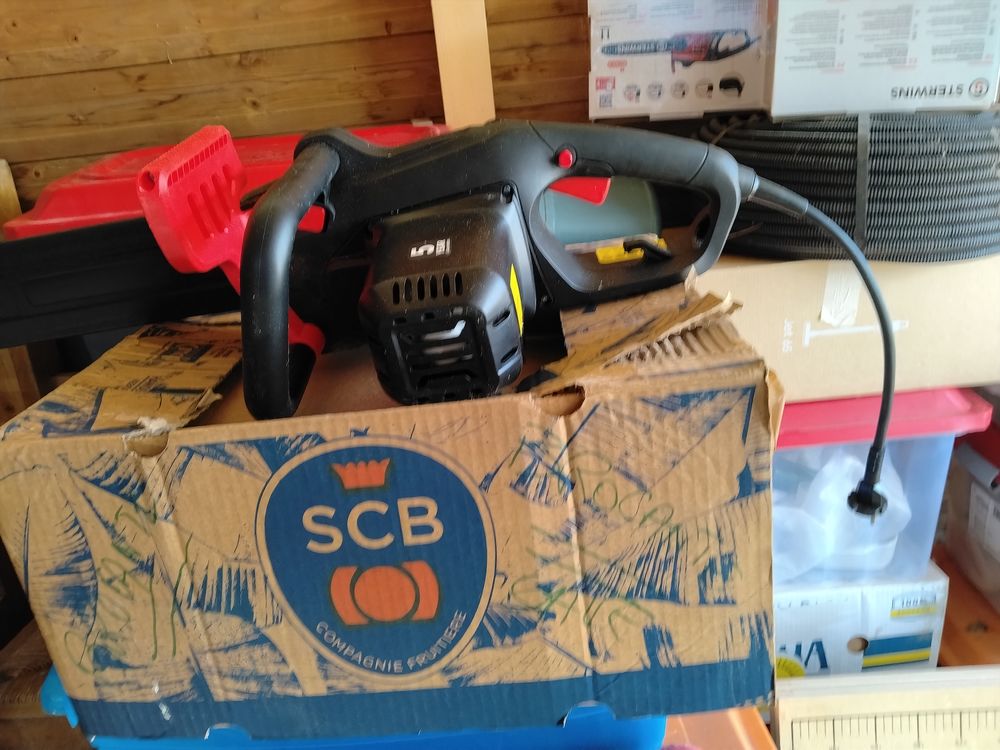 VIDE MAISON Bricolage
