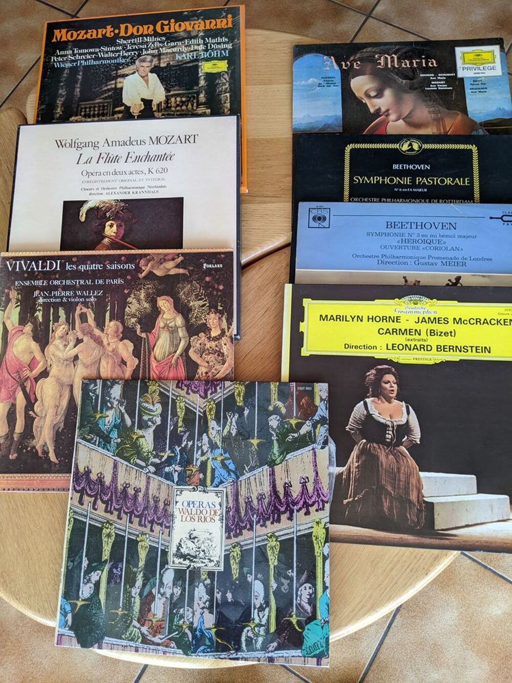 LOT DE DISQUES VINYLS 33 trs CD et vinyles