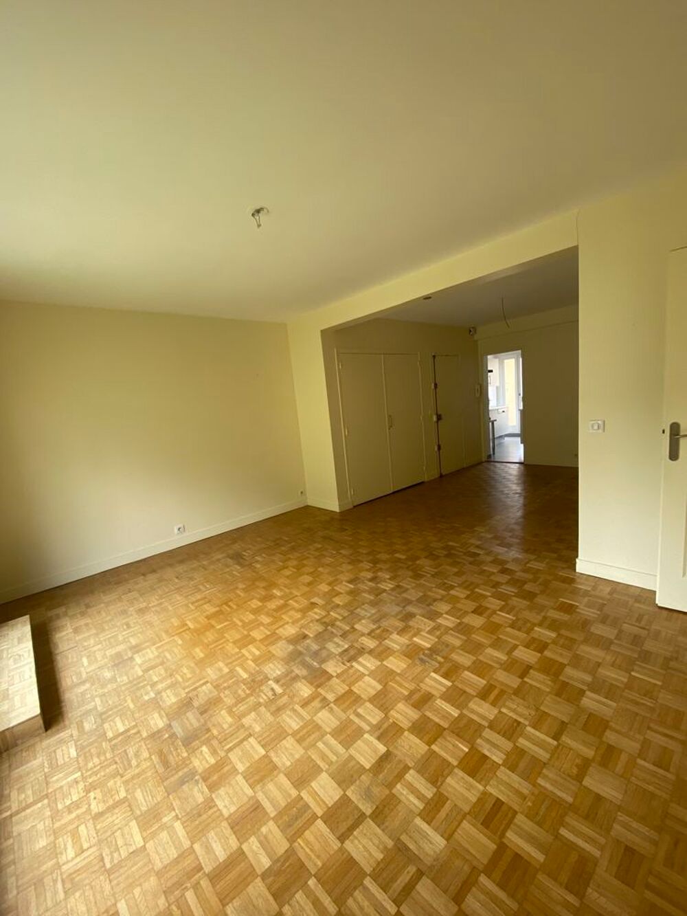 Location Appartement APPARTEMENT CAVE ET BOX Issy-les-moulineaux