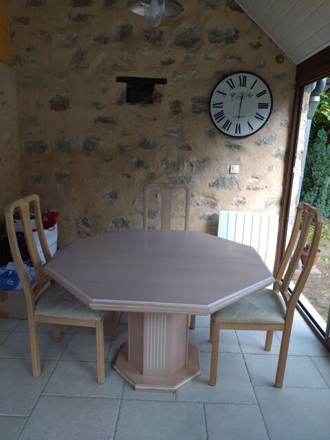 Table Octogonale + chaises Ferrières-en-Gâtinais (45)