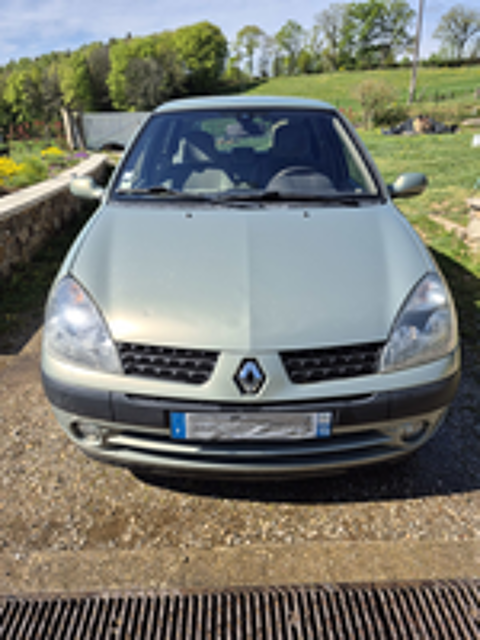 Clio II Clio 1.5 dCi - 65 Privil&egrave;ge 2003 occasion 15130 Lafeuillade-en-V&eacute;zie