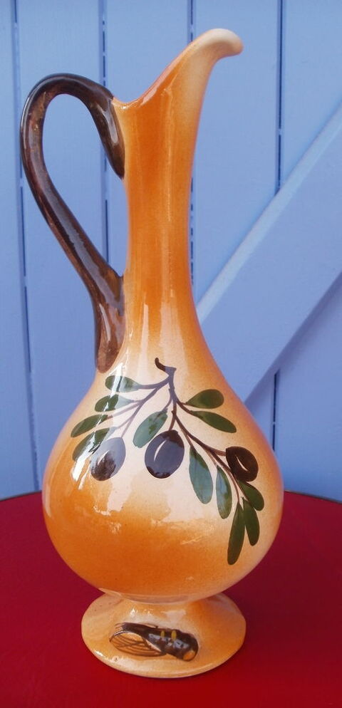 Aigui�re en c�ramique (Provence) 25 Montauban (82)