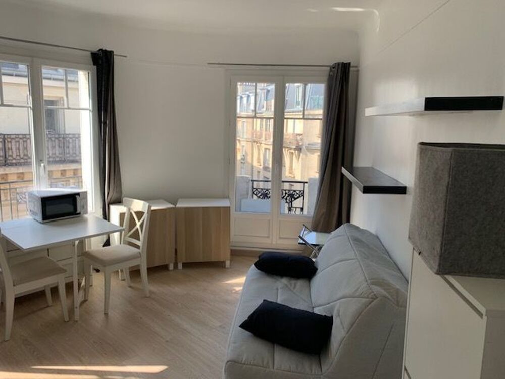 Location Appartement Studio meublé 18 m2 / Porte de Versailles Paris 15