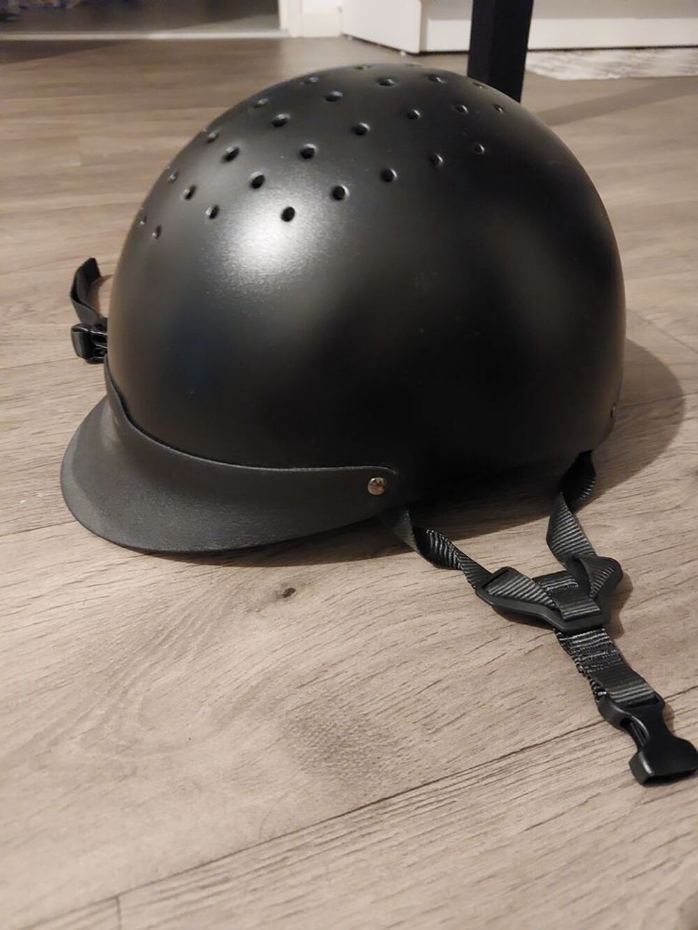 Bombe &eacute;quitation Fouganza Sports