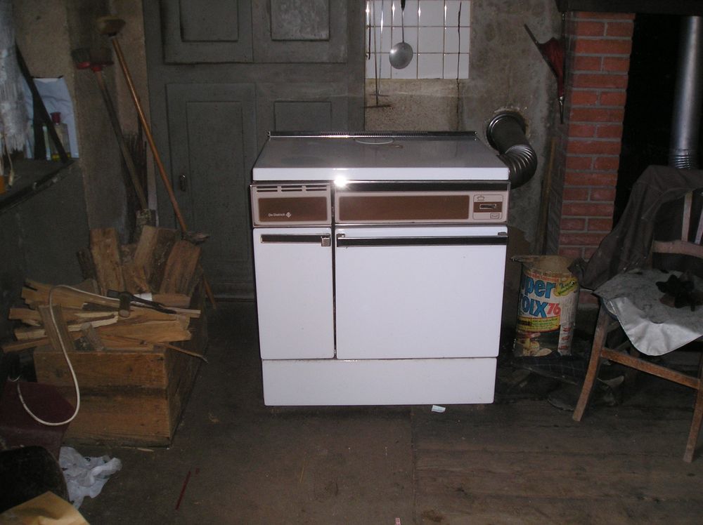 Cuisini&egrave;re Bois Electroménager