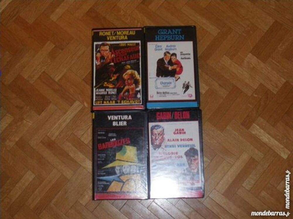 Lot de 4 cassettes espionnage et policier (48) DVD et blu-ray