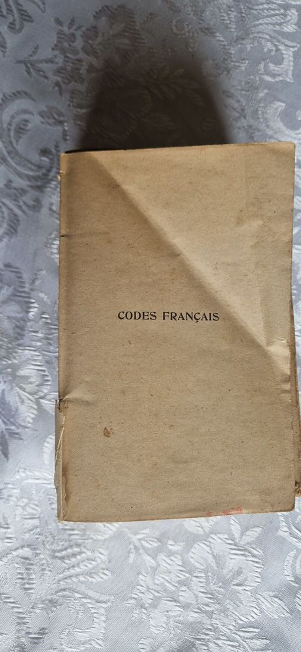 Livre ancien "Lois constitutionnelles et organiques" 