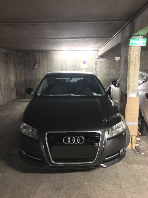  Parking / Garage � louer 15 m� Poitiers