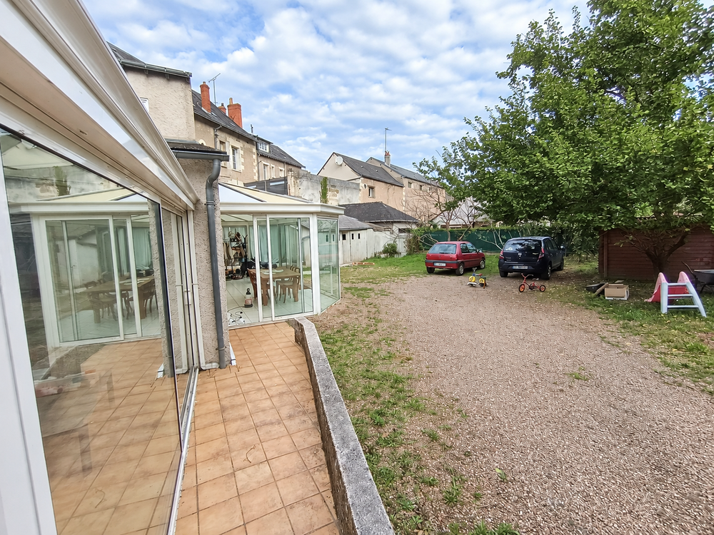 Vente Maison Tours Sainte-Radegonde ? Grand appartement avec jardin. Tours