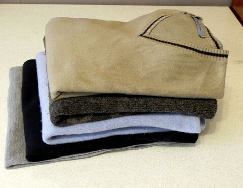 Lot de  4 polos et pulls, � manches longues. 12 Albi (81)