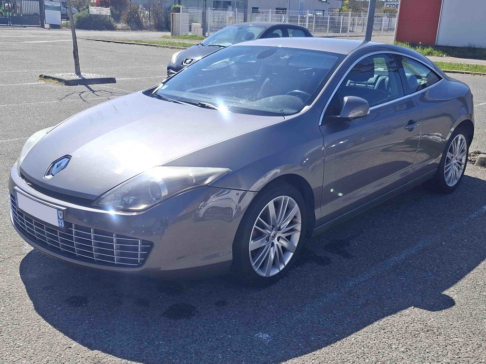 Laguna III Coup&eacute; Laguna Coup&eacute; 2.0 dCi 180 FAP GT 2009 occasion 82200 Moissac