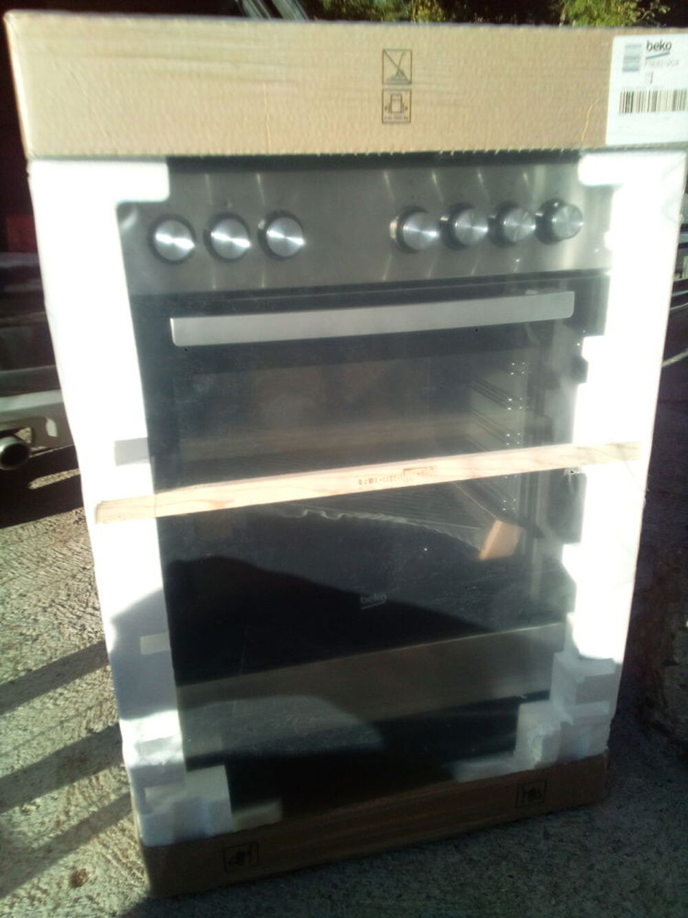 Cuisini&egrave;re neuve (sous garantie facture &agrave; l'appuie) Electroménager