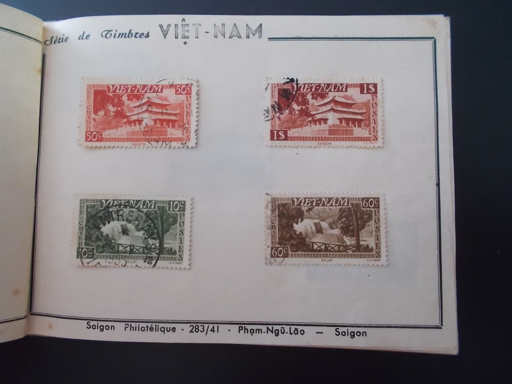 Fascicule de TIMBRES DU VIETNAM des ANN&Eacute;ES 50 