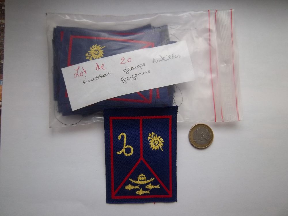 lot &eacute;cussons militaire insigne Antilles Guyane 