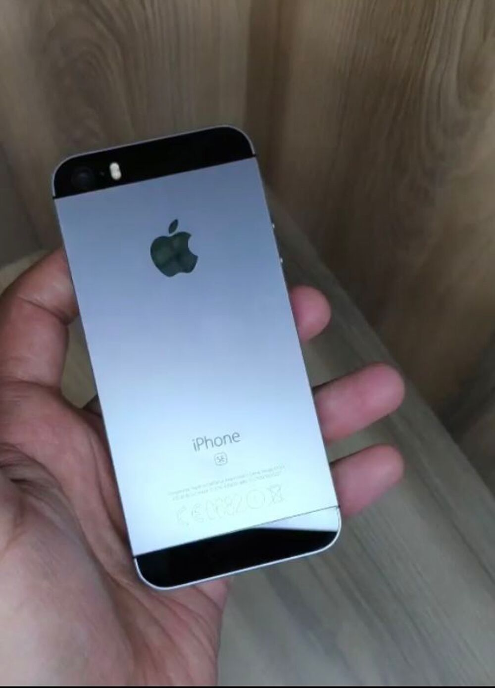 iPhone 5SE Téléphones et tablettes