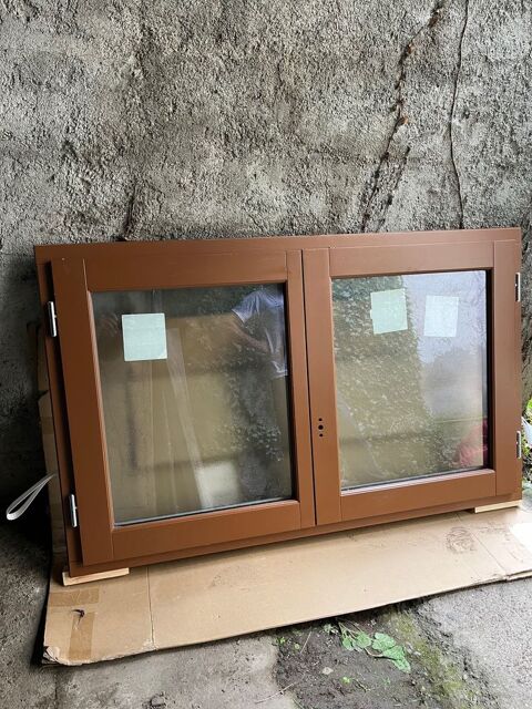 4 Fenêtres bois 815 x 1315 Neuve jamais posés
Vitrage isolan Decazeville (12)