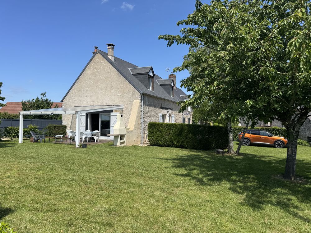 Vente Maison Maison de Pays de 112 m². Le Mée 28220 15mn de Châteaudun. Cloyes-les-trois-rivières